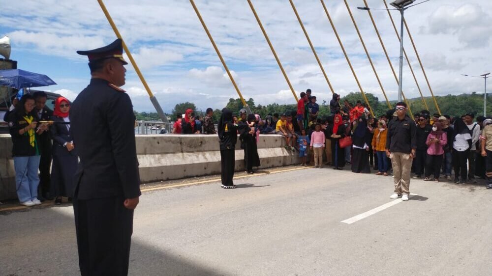 Hut Ke Ri Bendera Merah Putih Sepanjang Meter Berkibar Di