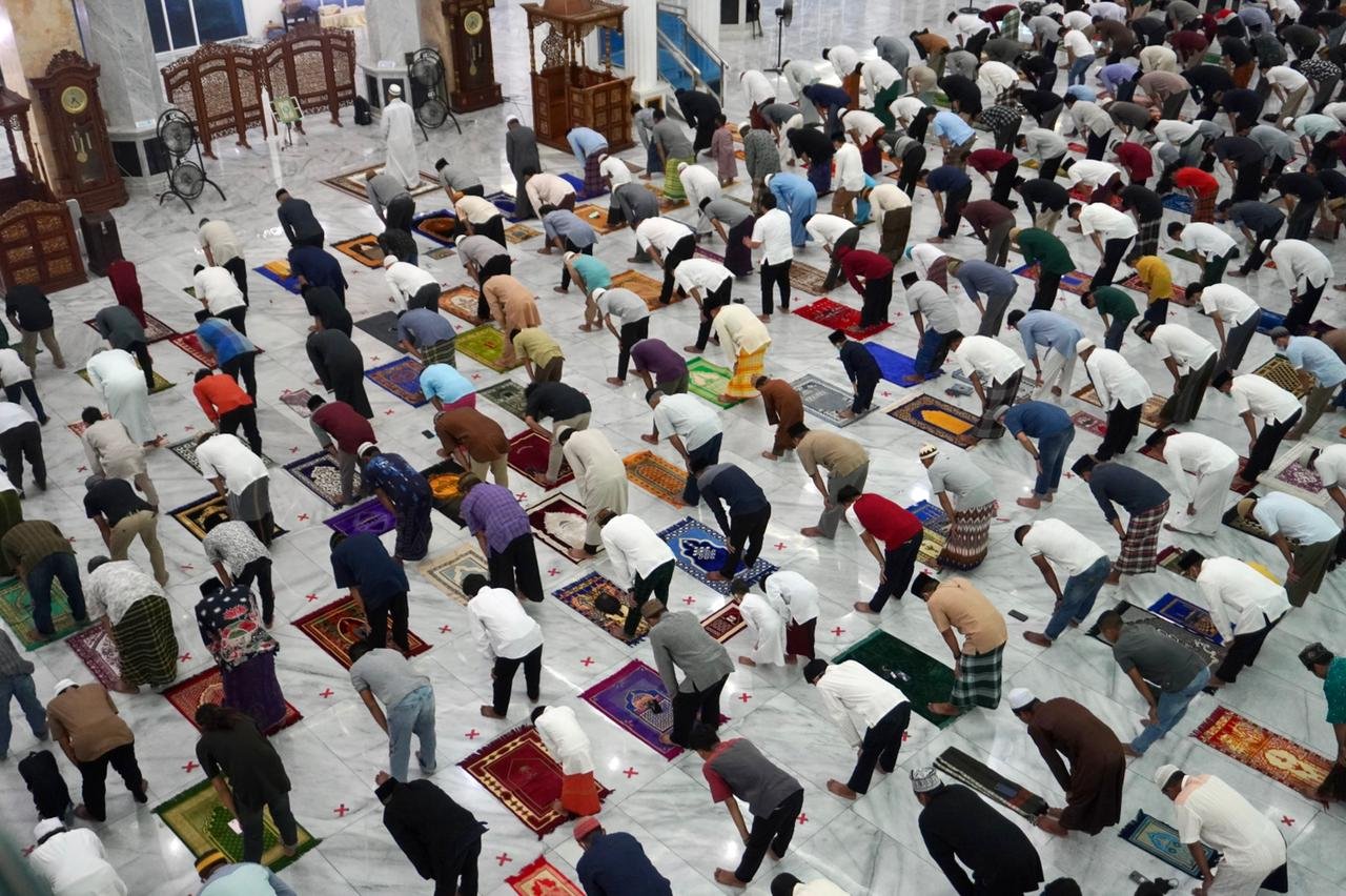 Aturan PPKM Darurat Direvisi: Tempat Ibadah Dibuka, Resepsi Pernikahan Dilarang Aturan PPKM Darurat Direvisi: Tempat Ibadah Dibuka, Resepsi Pernikahan Dilarang