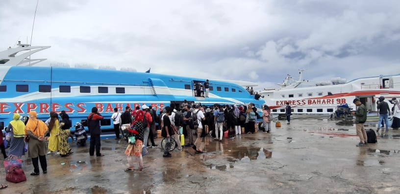 Kondisi Kapal Express Bahari. Foto: Yusrin/Kendarinfo. (5/5/2021).