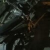 Diduga Balap, Pengendara Motor Tabrak Mobil Box Hingga Alami Patah Tulang
