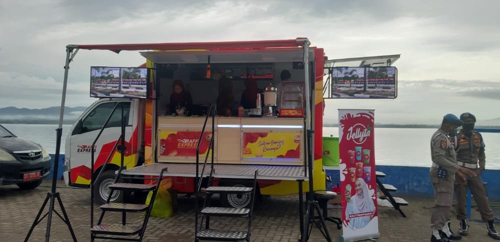 Contoh Food Truck Raffi Express.