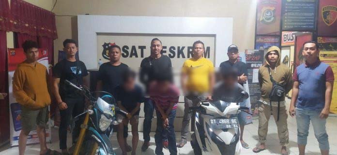 Personel Polres Kendari berhasil mengamankan pelaku curanmor. Foto: Istimewa.