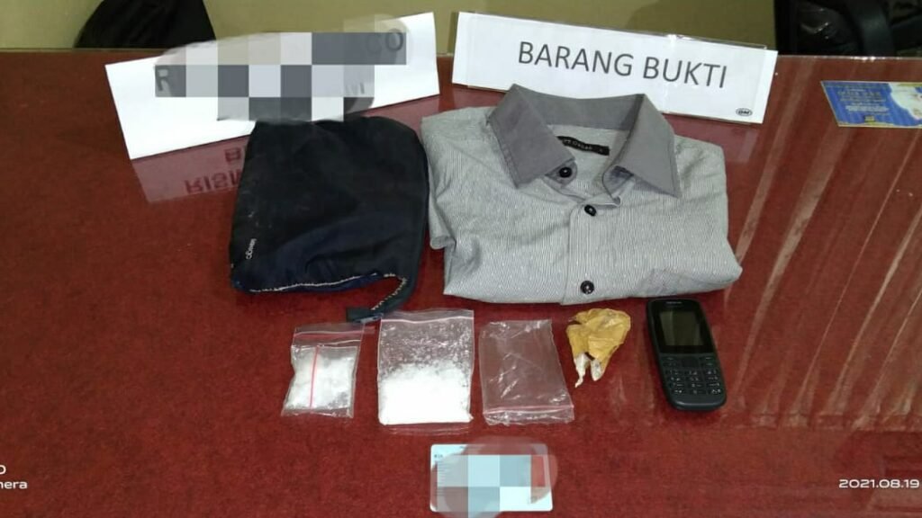 Barang bukti yang diamankan Polda Sultra dari pelaku RS. 