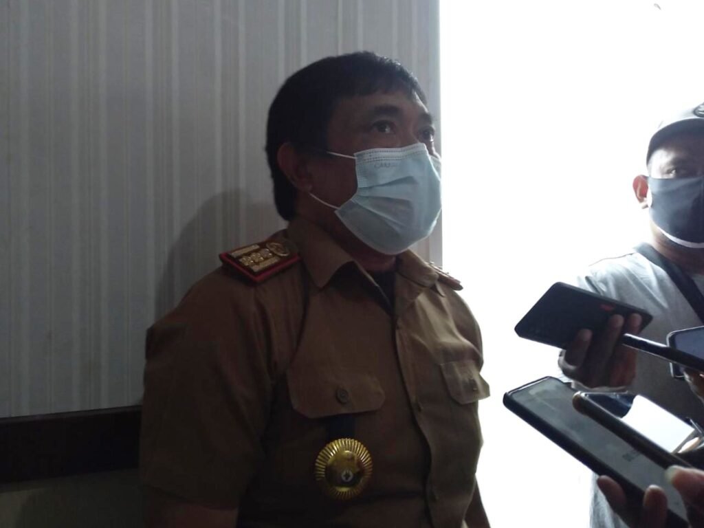 Ketua Pengurus Provinsi (Pengprov) Persatuan Baseball dan Softball Seluruh Indonesia (Perbasasi) Sulawesi Tenggara (Sultra), Pahri Yamsul.