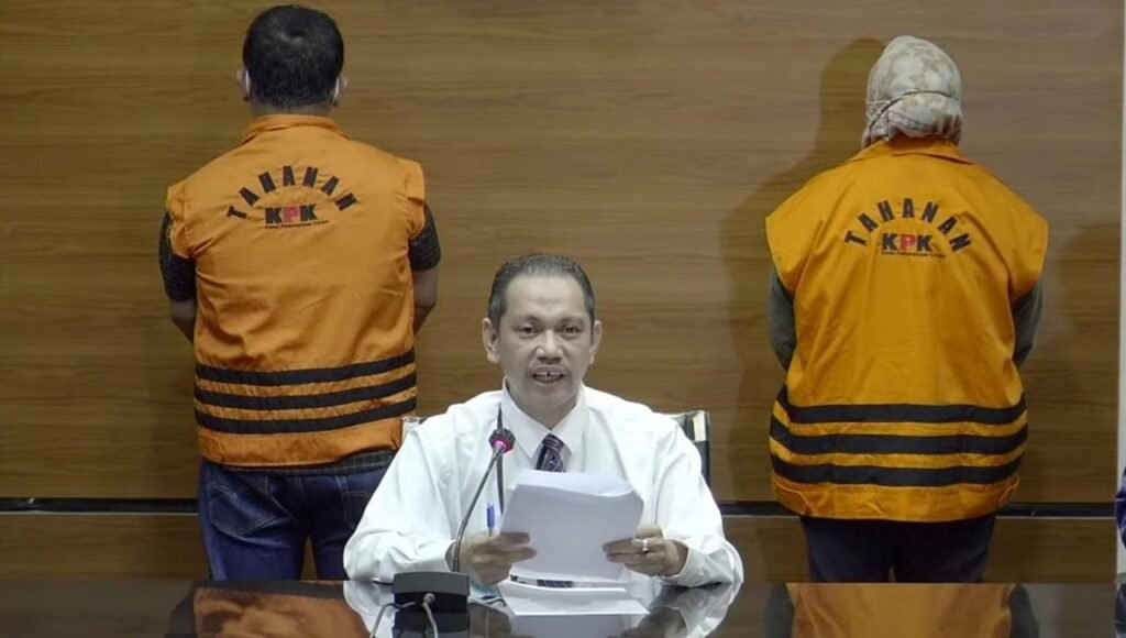 Konferensi pers penetapan tersangka Bupati Kolaka Timur (Koltim), Andi Merya Nur dan Kepala BPBD Koltim oleh KPK.