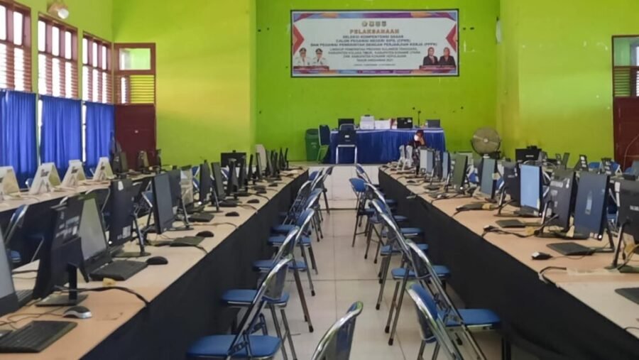 Akibat Gangguan Jaringan, Tes SKD CPNS di Kendari Terhambat Akibat Gangguan Jaringan, Tes SKD CPNS di Kendari Terhambat