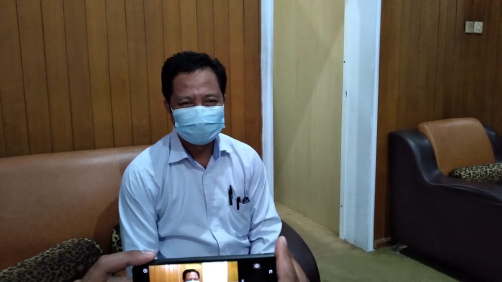 Direktur Utama (Dirut) PDAM Tirta Anoa, Damin. Foto: Yusrin Ramadhan/Kendariinfo. (6/9/2021).