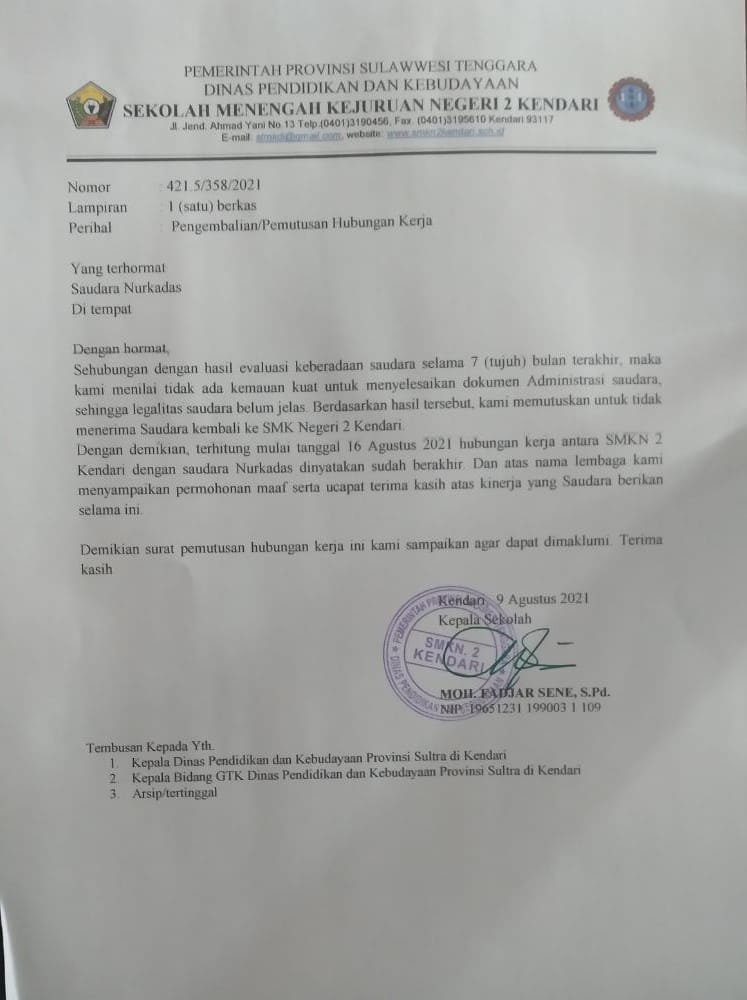 Surat pengembalian guru Nurkadas ke Dikmudora Kota Kendari sekaligus membantah isu Kepala SMKN 2 Kendari pecat guru.