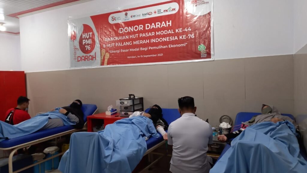 Kegiatan donor darah BEI Sultra.