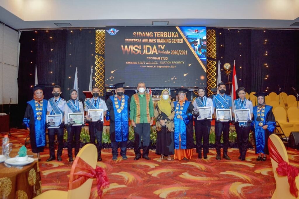 Sidang Wisuda Universal Airlines Training Center (UATC) Wisuda 2020/2021.