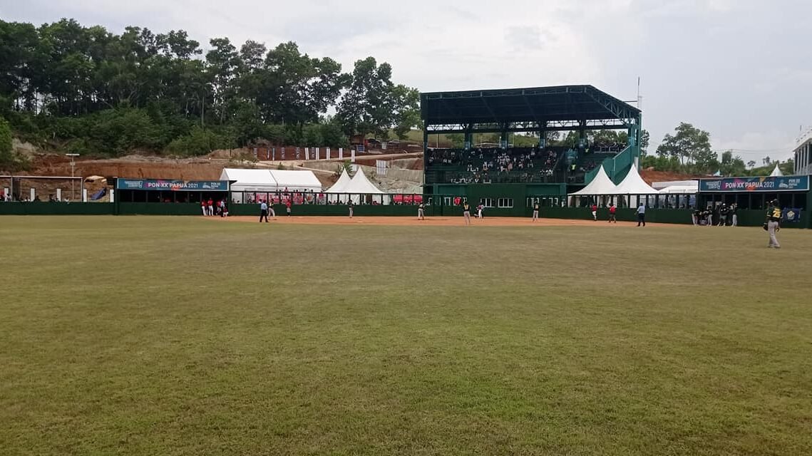 Laga Sengit Semifinal PON, Softball Putri Sultra Dikalahkan Papua