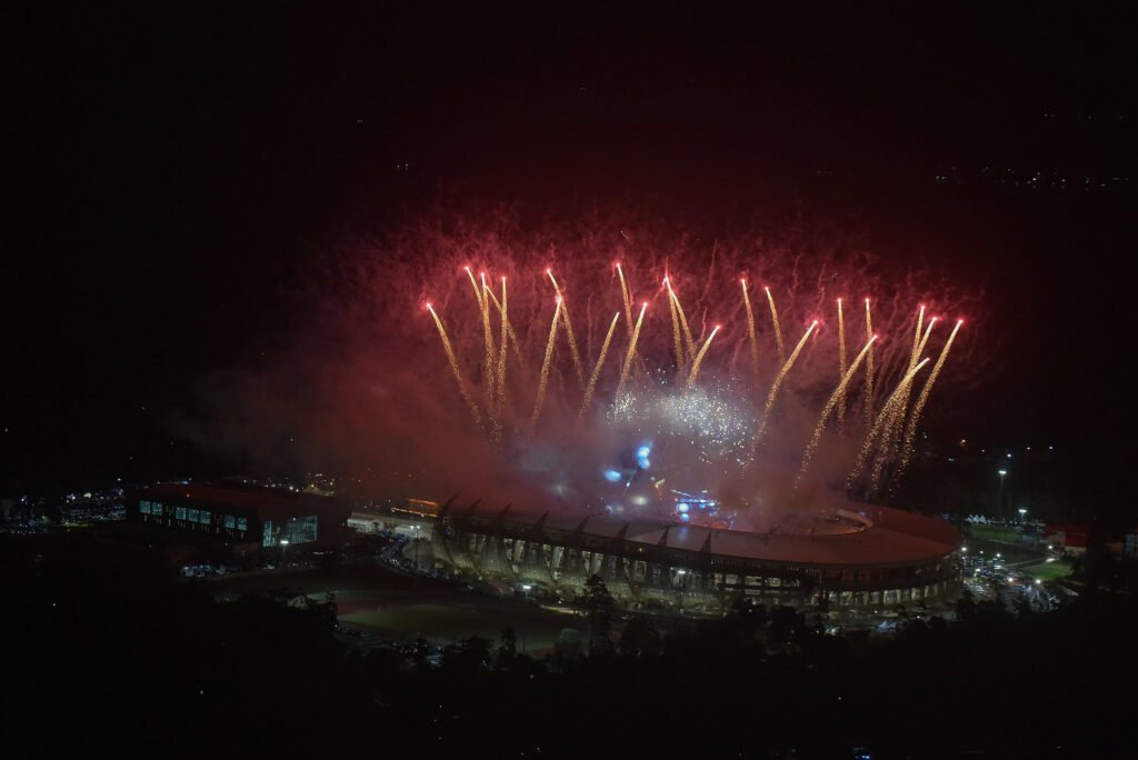 Kembang api pembukaan di Stadion Lukas Enembe. Foto: PB PON XX Papua 2021/Saliha.