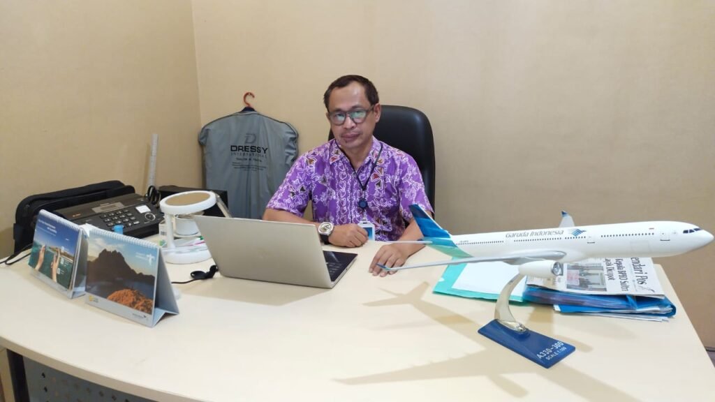 General Manager Garuda Indonesia Cabang Kendari, Syaiful Bahri.