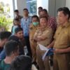 Demo di Kantor Gubernur Sultra, Massa Minta Kadis Bina Marga Dicopot
