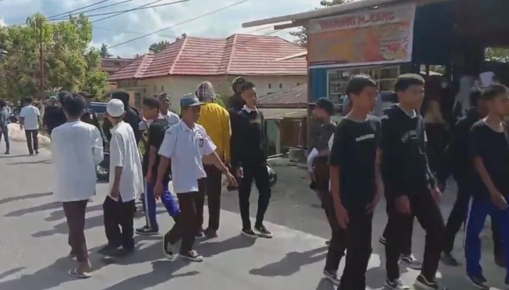 Kondisi usai tawuran pelajar antara SMKN 2 Kendari dan SMKN 4 Kendari.