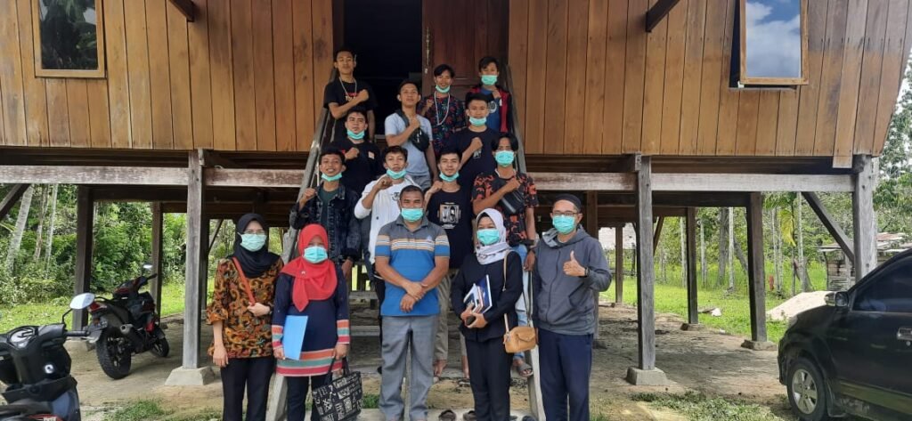 Kantor Bahasa Provinsi Sultra saat melakukan kunjungan di Kabupaten Konawe. Foto: Kantor Bahasa Provinsi Sultra.