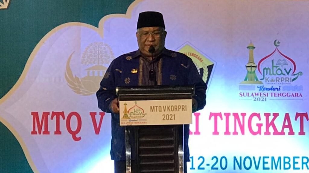 Gubernur Sulawesi Tenggara (Sultra), Ali Mazi.