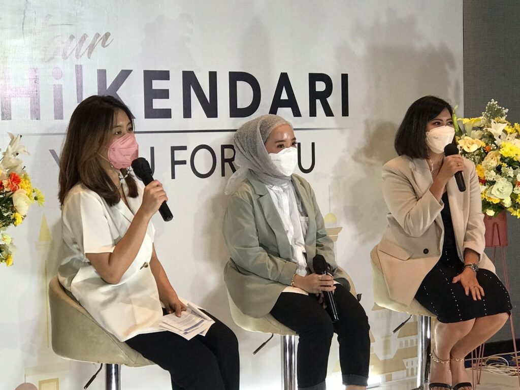 Sesi QnA antara Y.O.U Beauty dan juga tamu undangan city tour Y.O.U di Kendari. Foto: Yusrin Ramadhan/Kendariinfo. (16/12/2021).