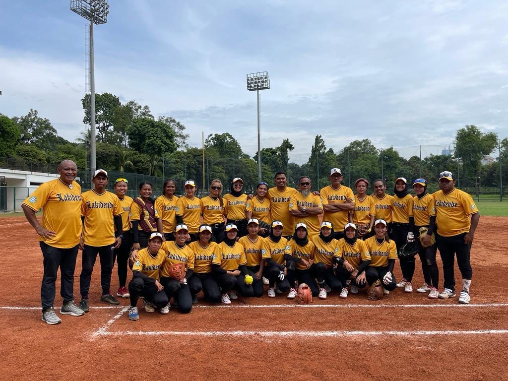 Tim Softball Putri Lakidende. Foto: Istimewa.