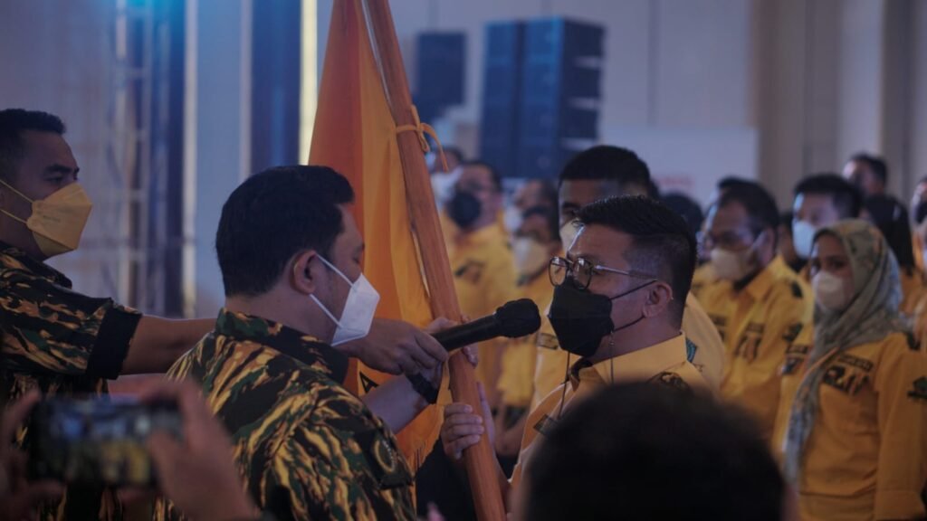 Satria H. Asiku dikukuhkan sebagai Ketua Pimpinan Daerah (PD) Angkatan Muda Partai Golkar (AMPG). Foto: Hasmin Ladiga/Kendariinfo. (8/2/2022).