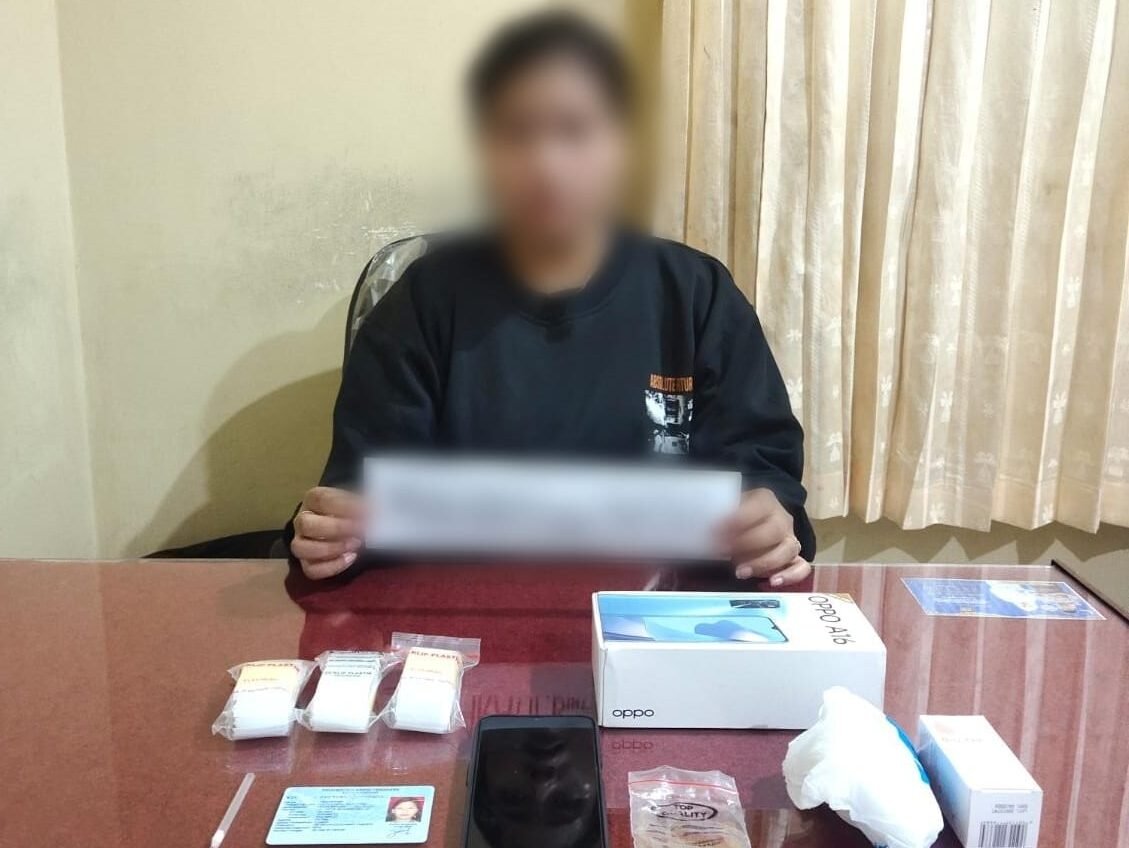 Kedapatan Miliki Sabu-Sabu, Ibu Muda di Kendari Diringkus Polisi Kedapatan Miliki Sabu-Sabu, Ibu Muda di Kendari Diringkus Polisi