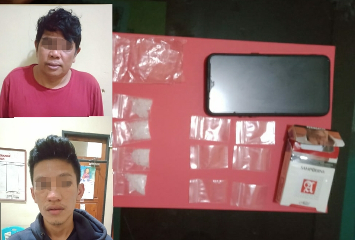 Kedua pelaku dan sejumlah barang bukti sabu-sabu.