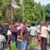Warga Kendari Rela Desak-desakan Demi Membeli Minyak Goreng Murah