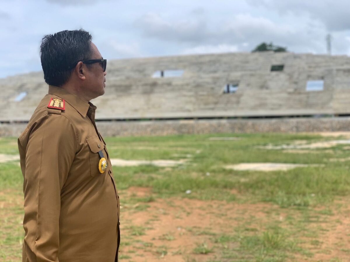 Dianggarkan Rp17 Miliar, Tribune Selatan Stadion Lakidende Kendari Segera Dikerjakan Dianggarkan Rp17 Miliar, Tribune Selatan Stadion Lakidende Kendari Segera Dikerjakan