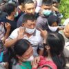 Kesal Tak Kebagian Kupon Minyak Goreng Murah, Warga Mengamuk Depan Kantor Disperindag Sultra