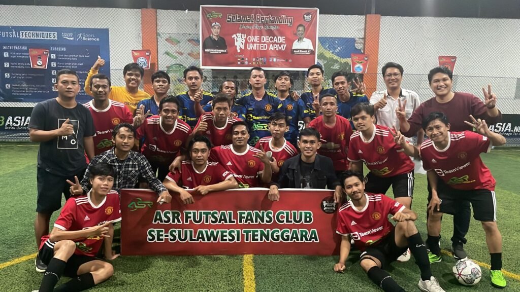Komunitas United Army.