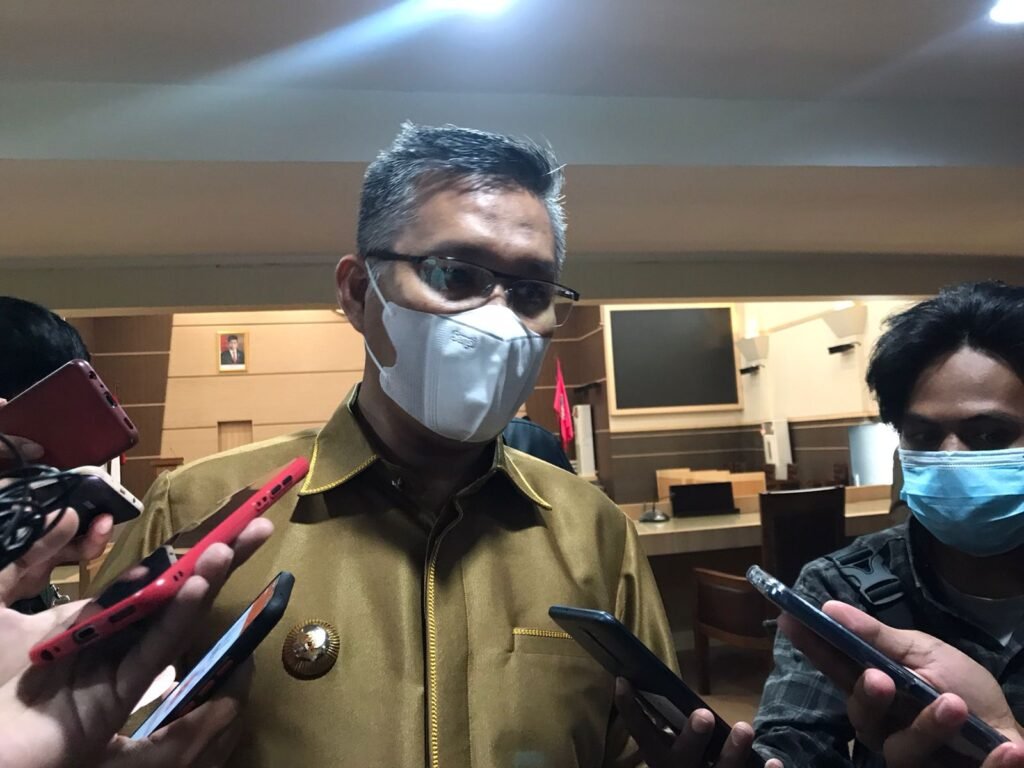 Wali Kota Kendari, Sulkarnain Kadir.