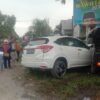 Mobil Pikap dan Minibus Terlibat Kecelakaan di Konawe