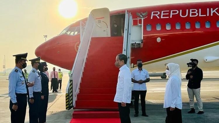 Presiden RI, Joko Widodo akan naik menggunakan Pesawat Kepresidenan Indonesia-1.