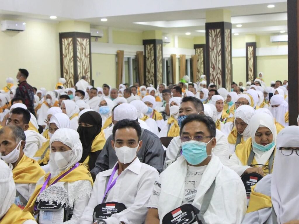 Kloter terakhir jemaah haji asal Sultra diberangkatkan menuju Jeddah, Arab Saudi.