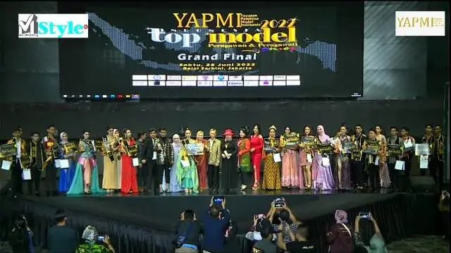 Malam Grand Final pemilihan Indonesia Top Model 2022 yang diselenggarakan di Jakarta.