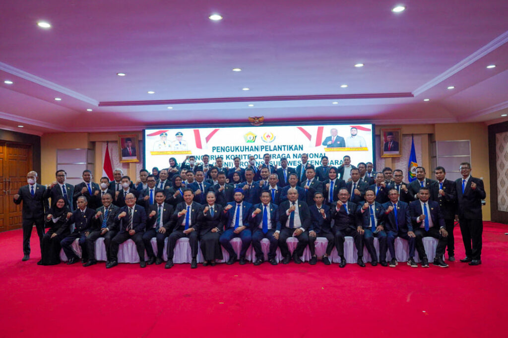 Pengukuhan Pengurus KONI Sultra. 