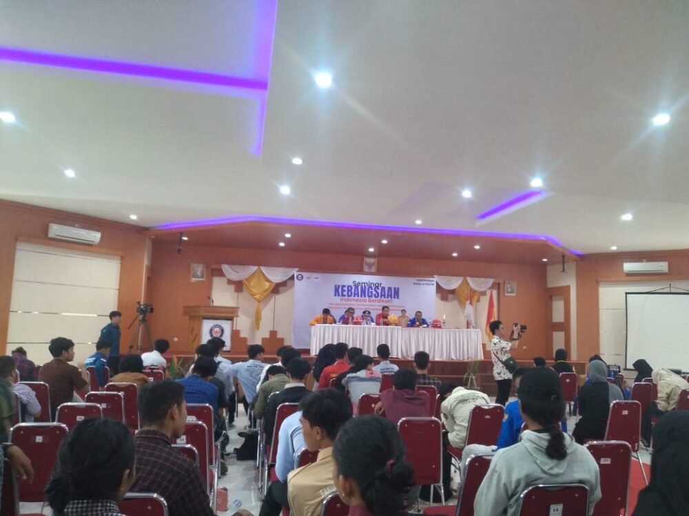 BEM UHO Gelar Seminar Kebangsaan Bahas Tentang Isu Ekonomi BEM UHO Gelar Seminar Kebangsaan Bahas Tentang Isu Ekonomi