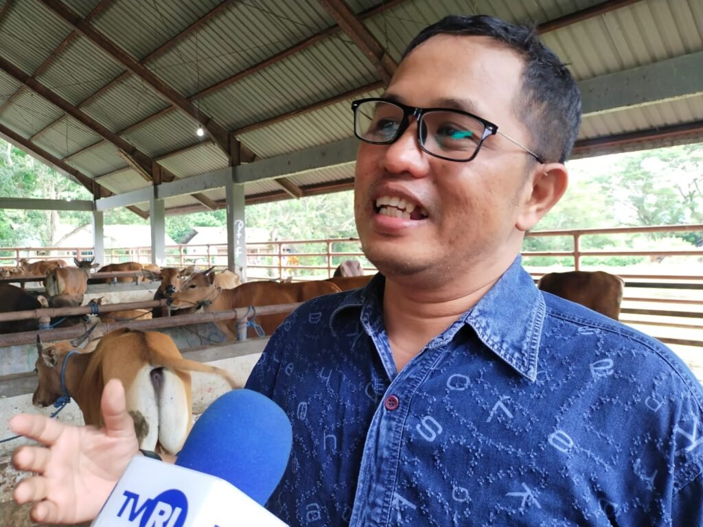 Kepala Kantor UPTD RPH Kota Kendari, Raden Muhammad Romy Yulianto. 