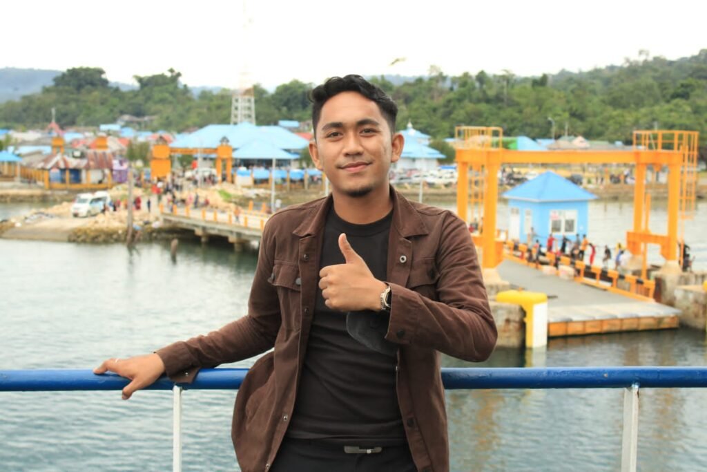 Aspin, anak petani yang lolos di Universitas Oxford, Inggris.