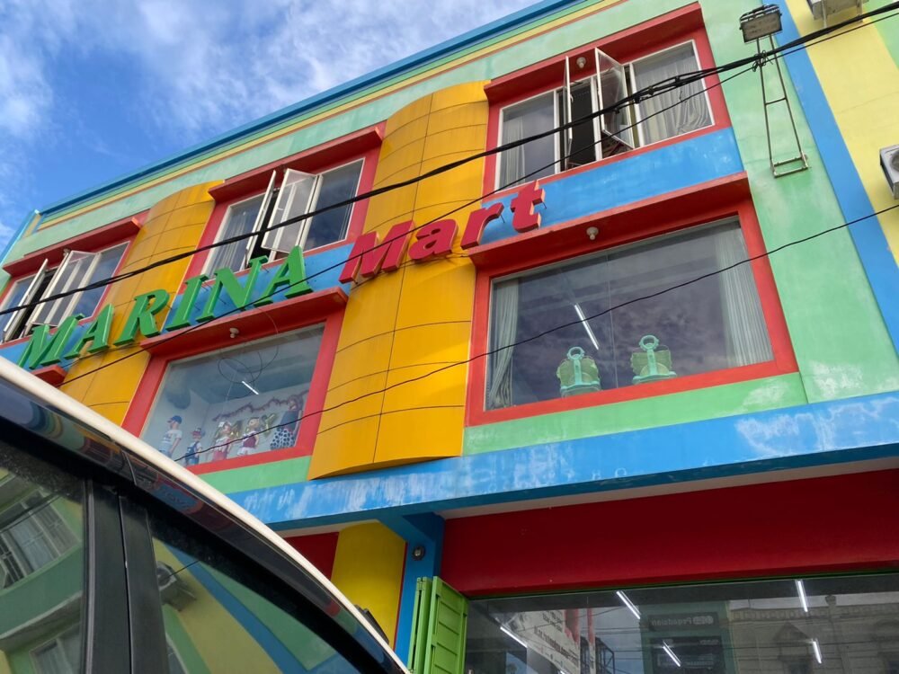 Ibu Kendari Laporkan Marina Mart ke Polisi karena Jual Susu Kedaluwarsa Ibu Kendari Laporkan Marina Mart ke Polisi karena Jual Susu Kedaluwarsa