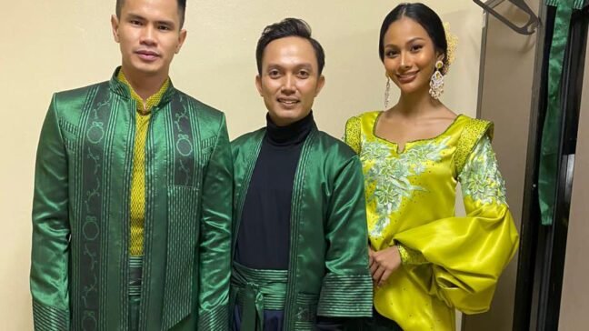 Kostum Rancangan Desainer asal Muna Diperagakan Miss Grand Indonesia 2020 di Jakarta