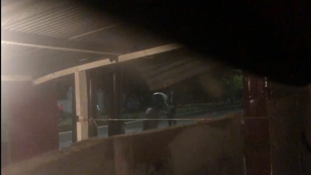 Ini Penyebab 2 Kelompok Pemuda Bentrok di Depan UHO saat Dini Hari Ini Penyebab 2 Kelompok Pemuda Bentrok di Depan UHO saat Dini Hari