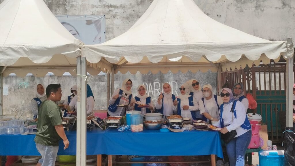 Dewan Pimpinan Daerah (DPD) Ikatan Wanita Pengusaha Indonesia (Iwapi) Sulawesi Tenggara (Sultra) melaksanakan kegiatan Jumat di Kendari.