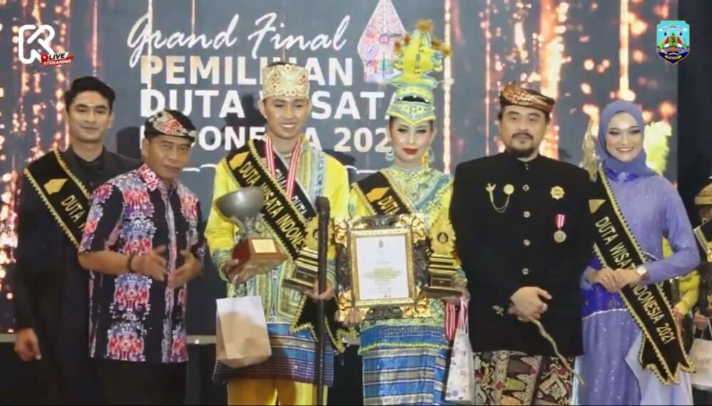 Selamat! Diandra-Mutmainah dari Sultra Terpilih sebagai Duta Wisata Indonesia 2022