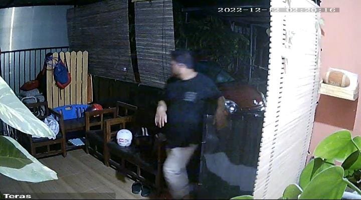 Pelaku memasuki rumah warga di BTN Vila Mas 2.