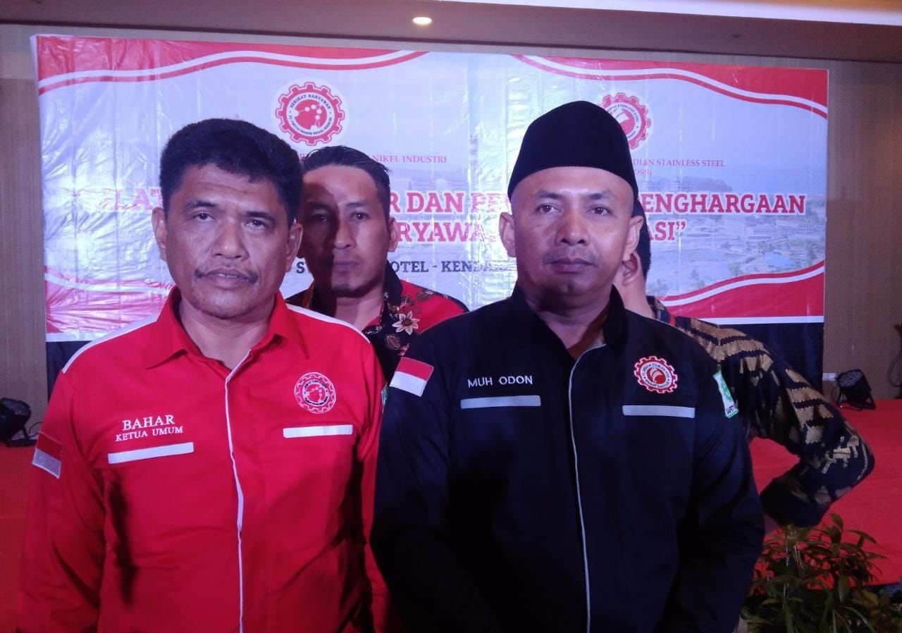 Jadi Atlet di Porprov Sultra, Belasan Karyawan VDNIP dan OSS Diberi Penghargaan Jadi Atlet di Porprov Sultra, Belasan Karyawan VDNIP dan OSS Diberi Penghargaan