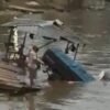 Akibat Muatan Berat, Mobil Pick Up Tenggelam di Sungai Konaweeha saat Naik Pincara