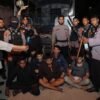 2 Kelompok Pemuda di Kendari Cekcok hingga Saling Lempar Batu, 1 Polisi Jadi Korban
