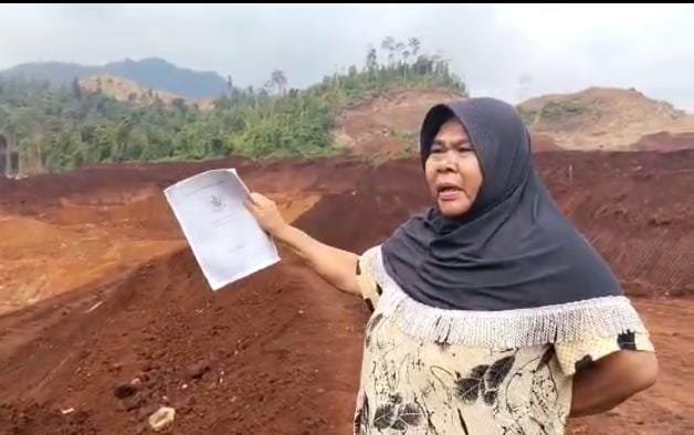 PT EKU Diduga Serobot Lahan Warga, Seorang Nenek di Konut Minta Keadilan PT EKU Diduga Serobot Lahan Warga, Seorang Nenek di Konut Minta Keadilan