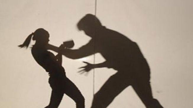 Dibuntuti saat Pulang, Ibu Muda di Kendari Jadi Korban Begal Payudara Dibuntuti saat Pulang, Ibu Muda di Kendari Jadi Korban Begal Payudara